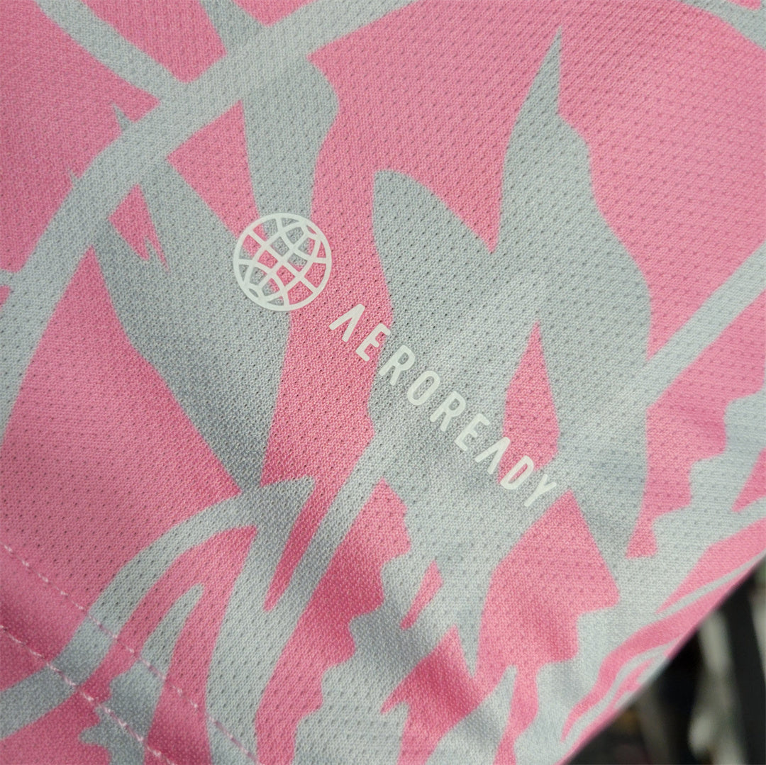 Real Madrid Dragon Pink Kit