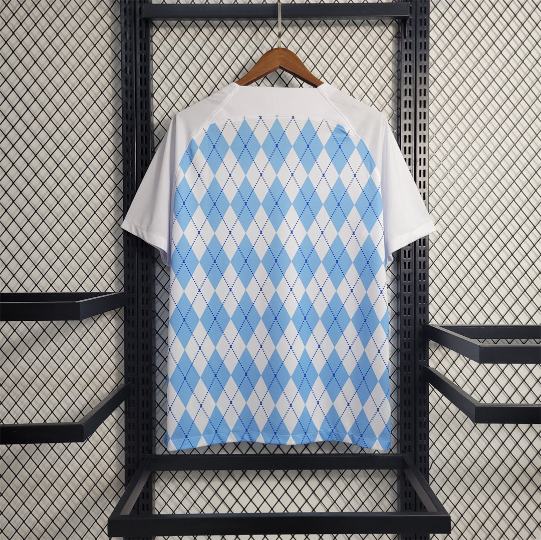 Chelsea Plaid Special Edition Kit