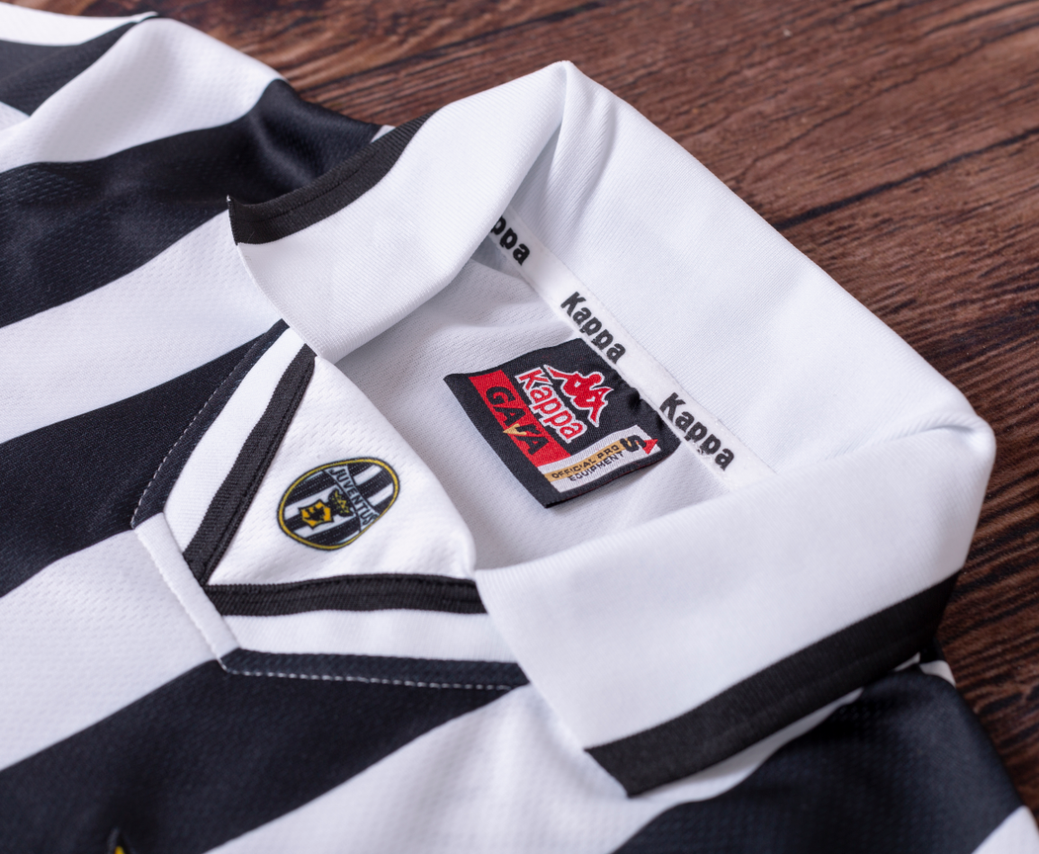 Juventus 1995-97 Retro Home Jersey