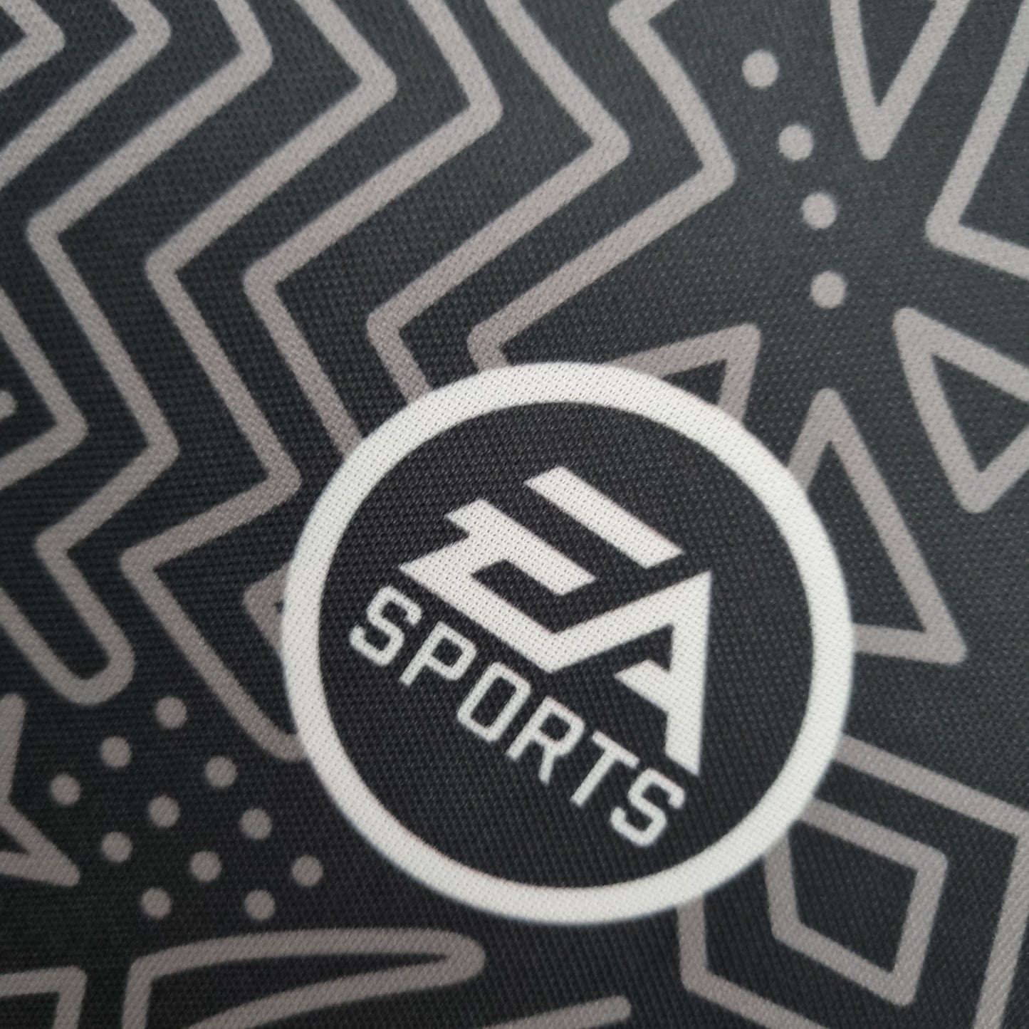 Ligue 1 Anti-Racism x EA Kit