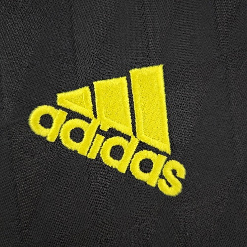 Liverpool 2010-11 Third Jersey