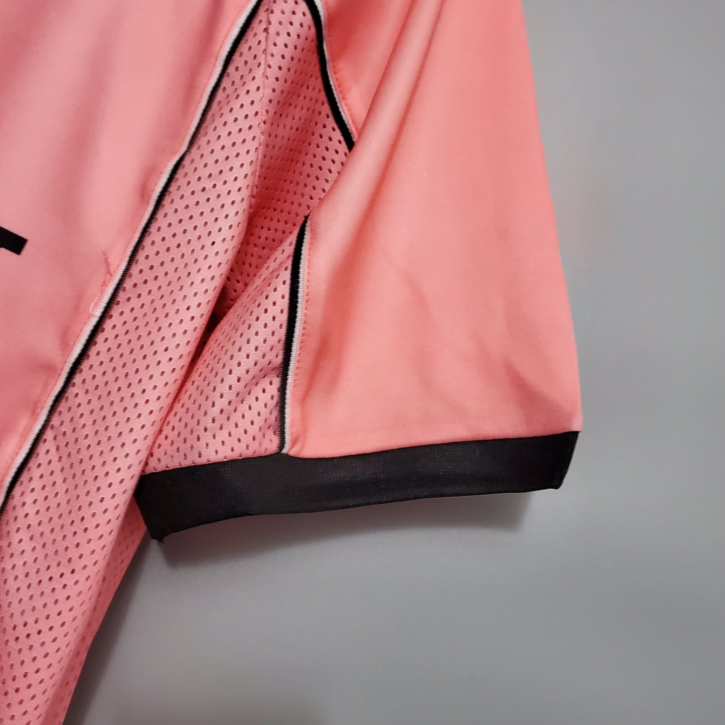 Juventus 1997-98 Retro Away Jersey