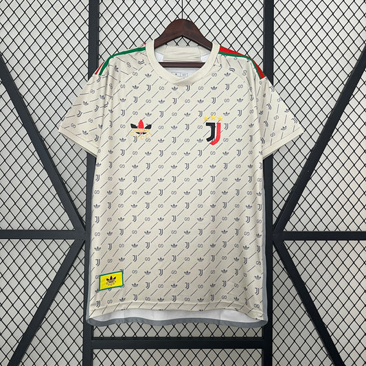 Juventus Gucci Special Edition Kit