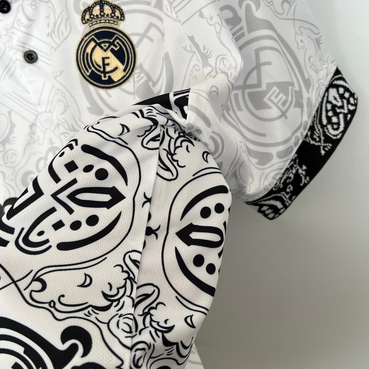 Real Madrid Royal Edition Kit
