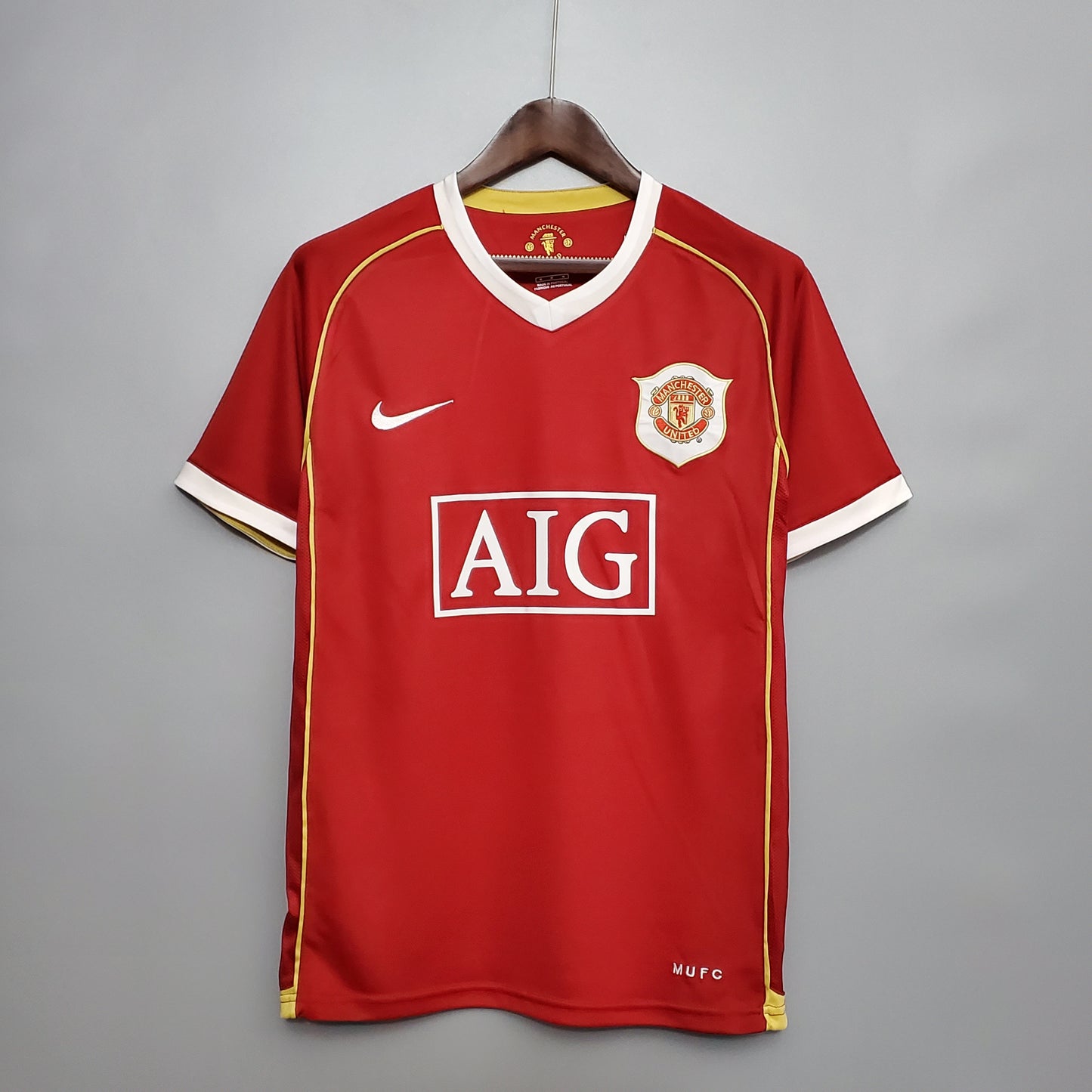 Manchester United 2006-07 Home Retro Jersey