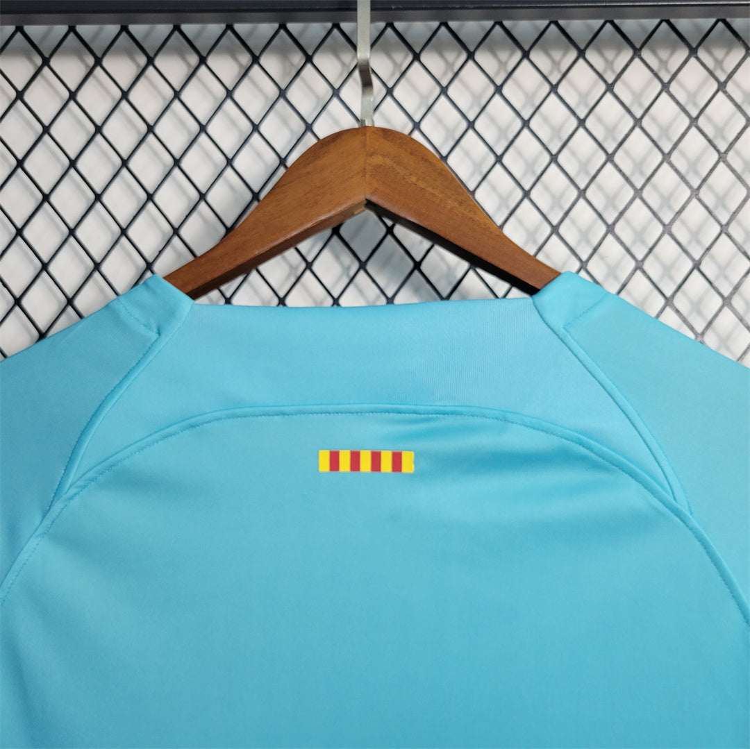 FC Barcelona Retro Light Aqua Kit