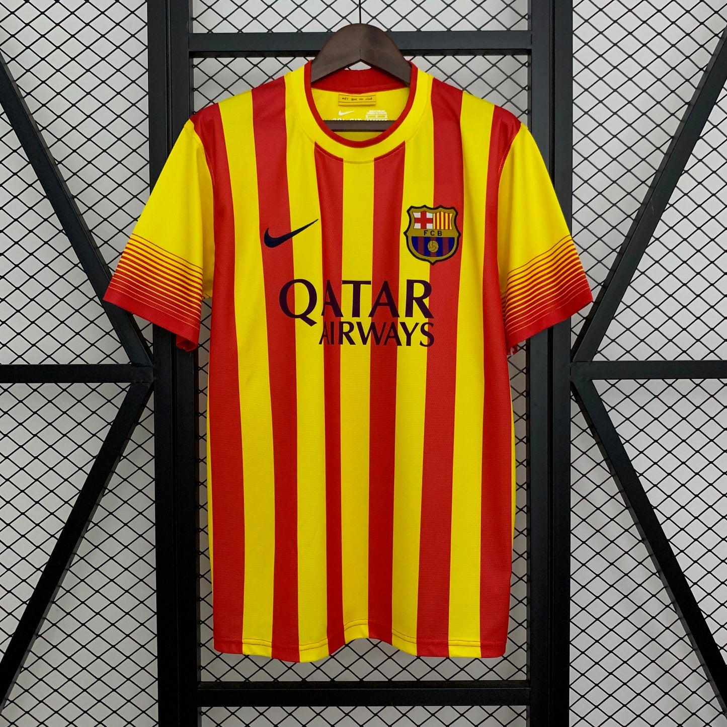 FC Barcelona 13/14 Away Kit