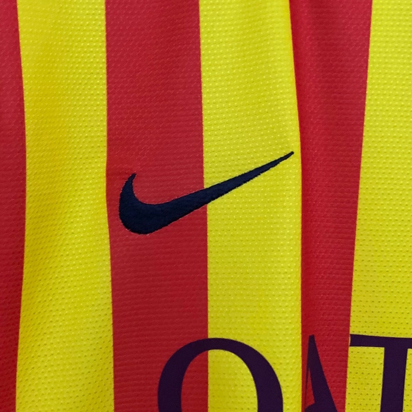FC Barcelona 13/14 Away Kit