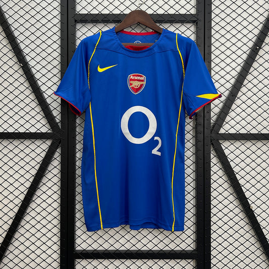 Arsenal 04/05 Away Kit