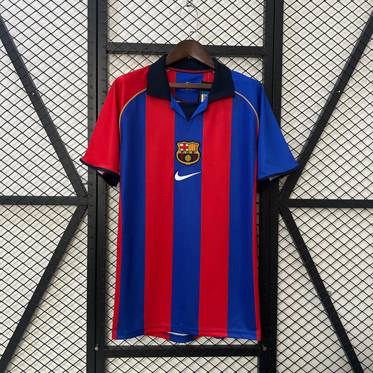 FC Barcelona 01/02 Home Kit