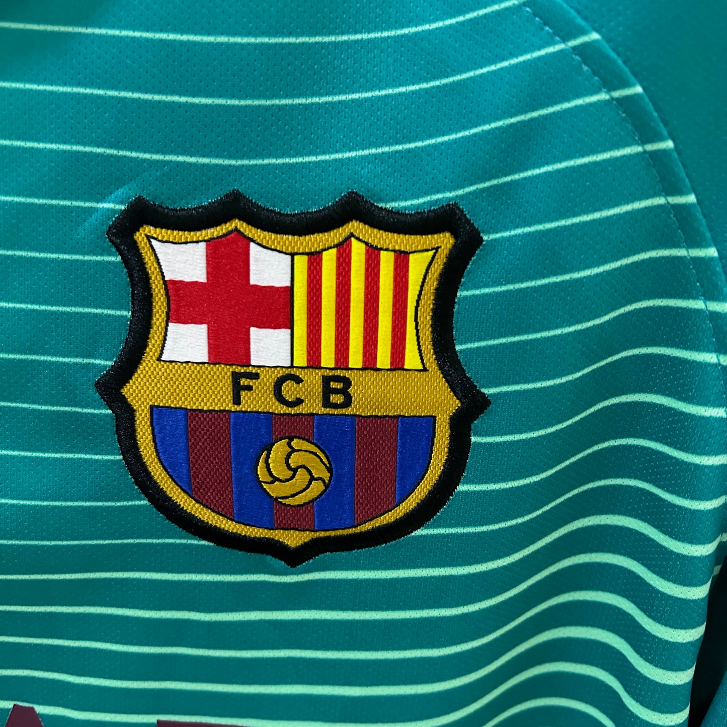 FC Barcelona 16/17 Away Kit