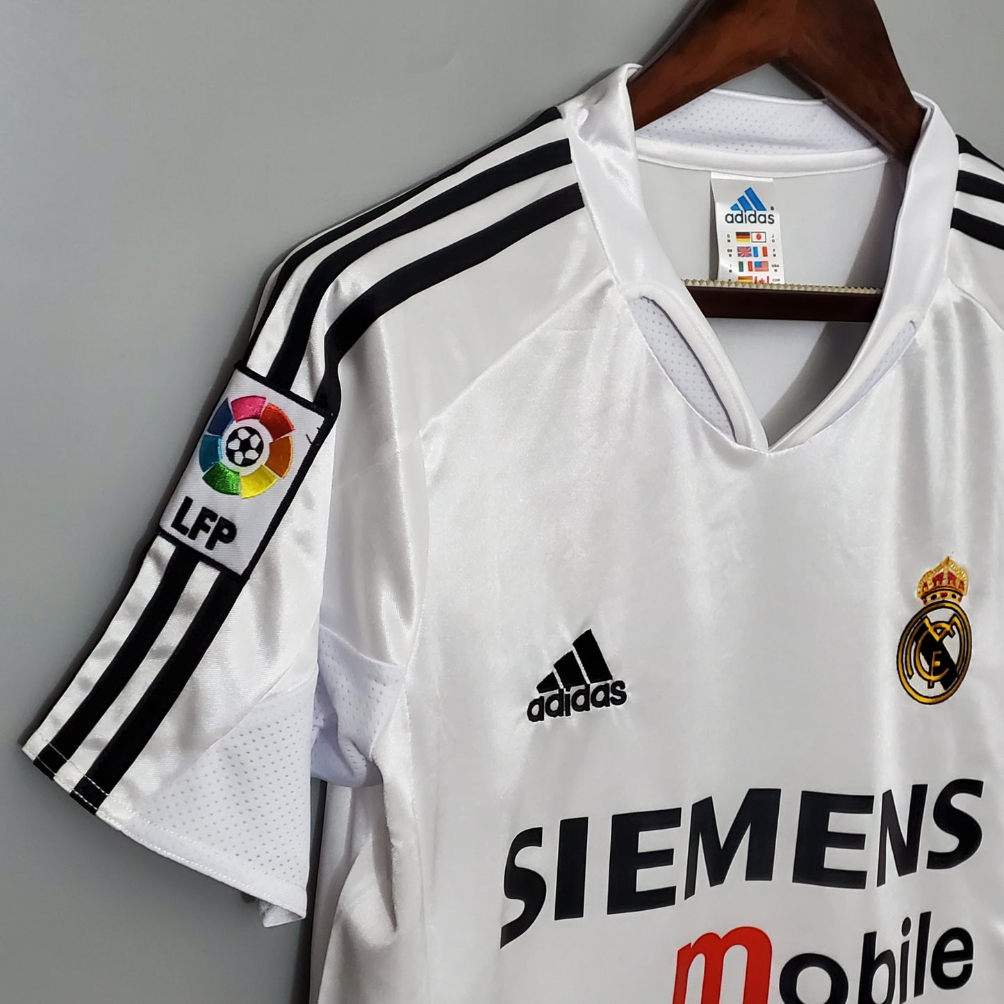 Real Madrid 2004-05 Home Jersey