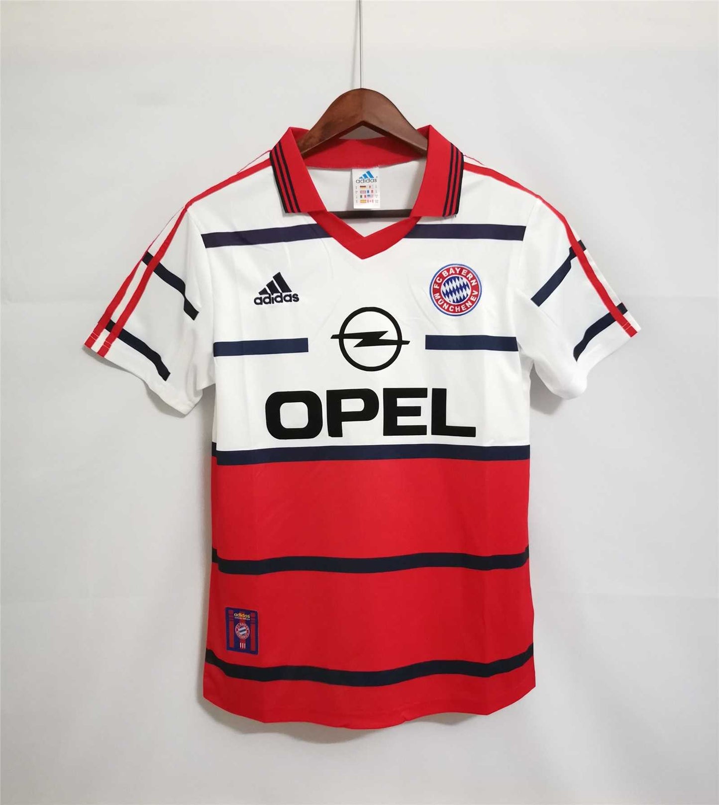 Bayern Munich 1998-00 Away Retro Jersey